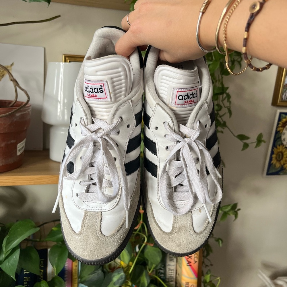 Adidas White Sambas 6.5M/7.5W